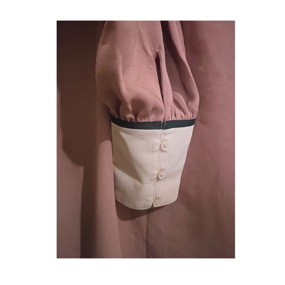 Express Women’s Blouse Medium - Picture 2 of 5